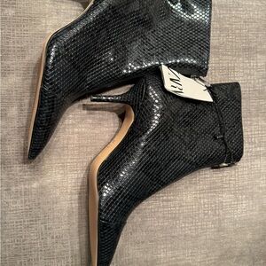 Zara Shiny Black Snakeskin Ankle Booties